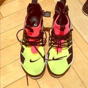 nike presto acronym volt